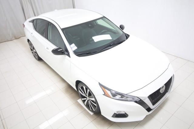 Used Nissan Altima 2.5 SR w/ rearCam 2020 | Car Revolution. Maple Shade, New Jersey Used Nissan Altima 2.5 SR w/ rearCam 2020 | Car Revolution. Maple Shade, New Jersey