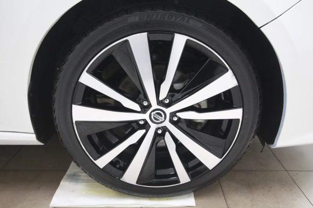 Used Nissan Altima 2.5 SR w/ rearCam 2020 | Car Revolution. Maple Shade, New Jersey Used Nissan Altima 2.5 SR w/ rearCam 2020 | Car Revolution. Maple Shade, New Jersey