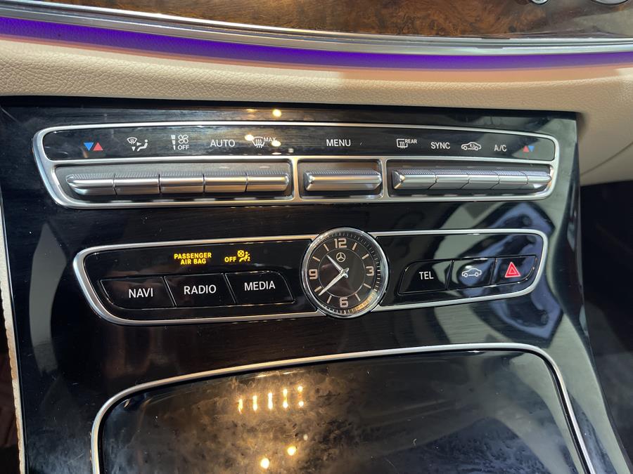 Used Mercedes-Benz E-Class E 300 4MATIC Sedan 2018 | Dream Car Gallery. Woodbury, New York Used Mercedes-Benz E-Class E 300 4MATIC Sedan 2018 | Dream Car Gallery. Woodbury, New York