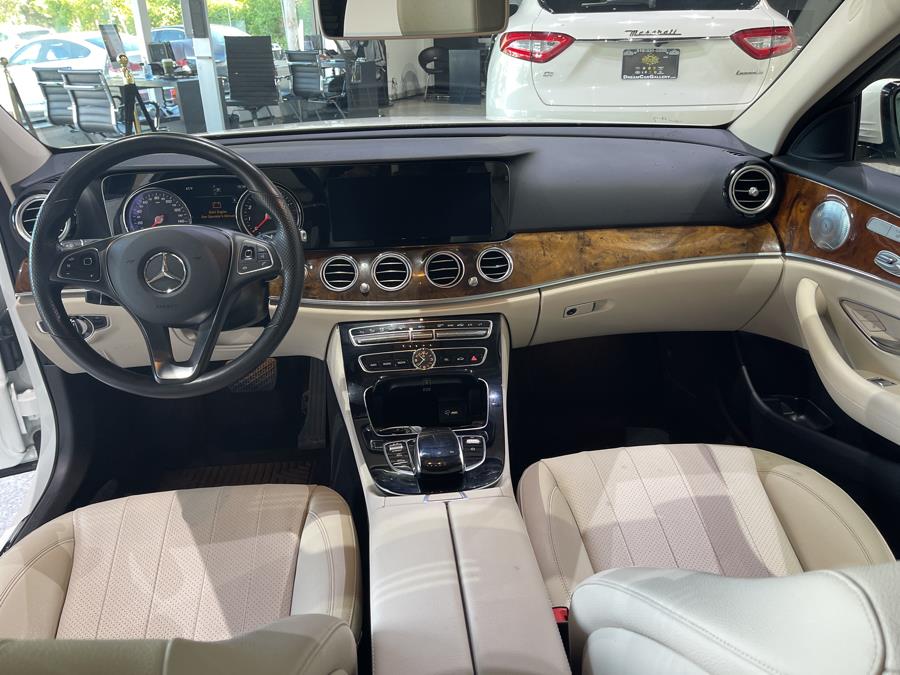 Used Mercedes-Benz E-Class E 300 4MATIC Sedan 2018 | Dream Car Gallery. Woodbury, New York Used Mercedes-Benz E-Class E 300 4MATIC Sedan 2018 | Dream Car Gallery. Woodbury, New York