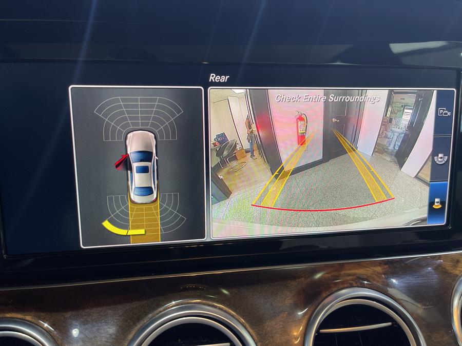 Used Mercedes-Benz E-Class E 300 4MATIC Sedan 2018 | Dream Car Gallery. Woodbury, New York Used Mercedes-Benz E-Class E 300 4MATIC Sedan 2018 | Dream Car Gallery. Woodbury, New York