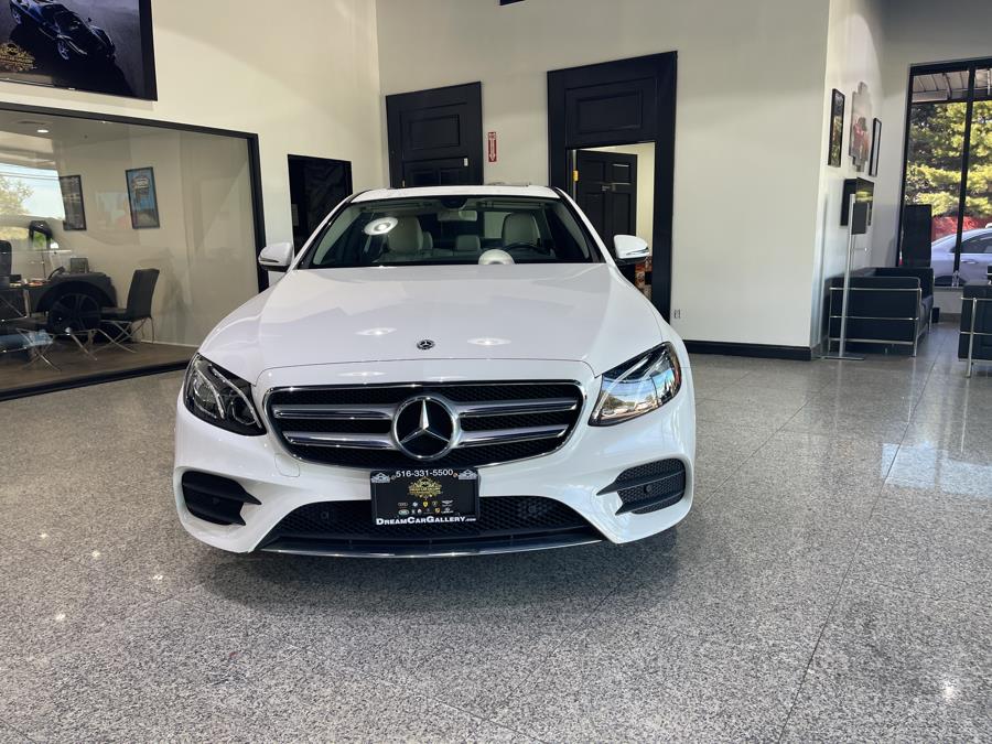Used Mercedes-Benz E-Class E 300 4MATIC Sedan 2018 | Dream Car Gallery. Woodbury, New York Used Mercedes-Benz E-Class E 300 4MATIC Sedan 2018 | Dream Car Gallery. Woodbury, New York