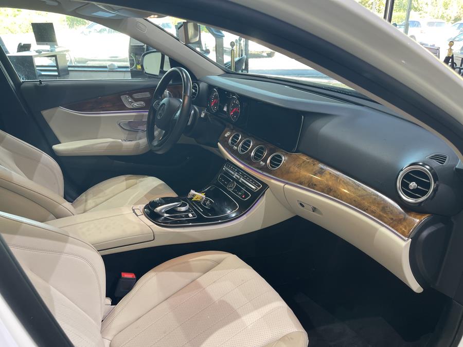 Used Mercedes-Benz E-Class E 300 4MATIC Sedan 2018 | Dream Car Gallery. Woodbury, New York Used Mercedes-Benz E-Class E 300 4MATIC Sedan 2018 | Dream Car Gallery. Woodbury, New York