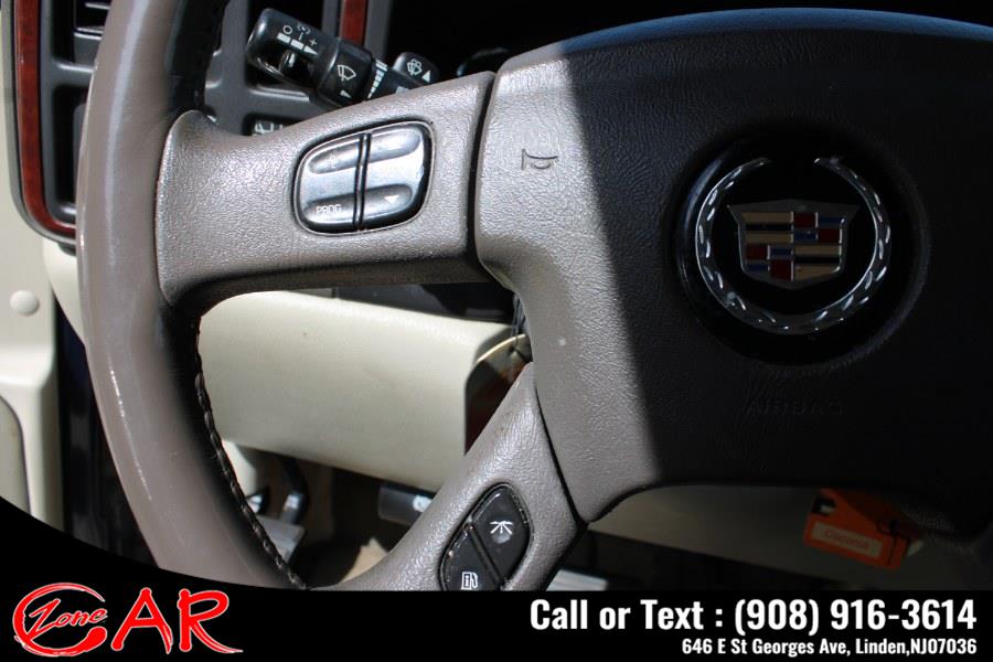Used Cadillac Escalade 4dr AWD 2005 | Car Zone. Linden, New Jersey Used Cadillac Escalade 4dr AWD 2005 | Car Zone. Linden, New Jersey