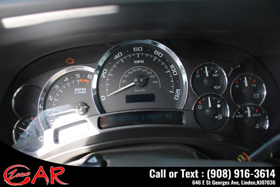 Used Cadillac Escalade 4dr AWD 2005 | Car Zone. Linden, New Jersey Used Cadillac Escalade 4dr AWD 2005 | Car Zone. Linden, New Jersey