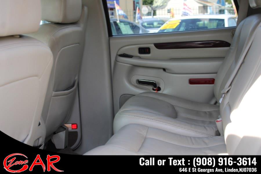 Used Cadillac Escalade 4dr AWD 2005 | Car Zone. Linden, New Jersey Used Cadillac Escalade 4dr AWD 2005 | Car Zone. Linden, New Jersey