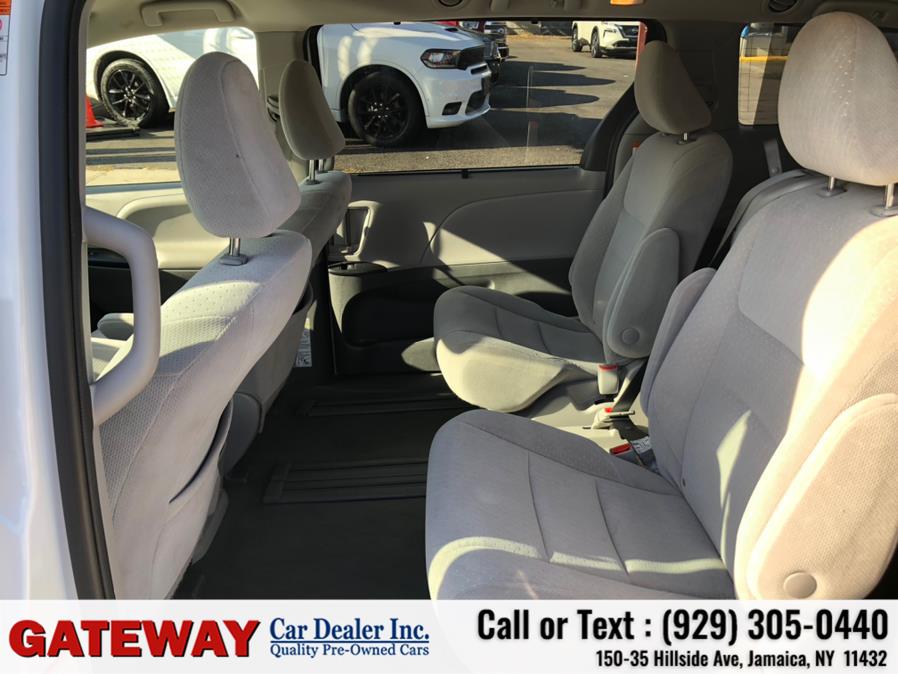 2020 Toyota Sienna LE FWD 8-Passenger (Natl), available for sale in Jamaica, New York | Gateway Car Dealer Inc. Jamaica, New York 2020 Toyota Sienna LE FWD 8-Passenger (Natl), available for sale in Jamaica, New York | Gateway Car Dealer Inc. Jamaica, New York