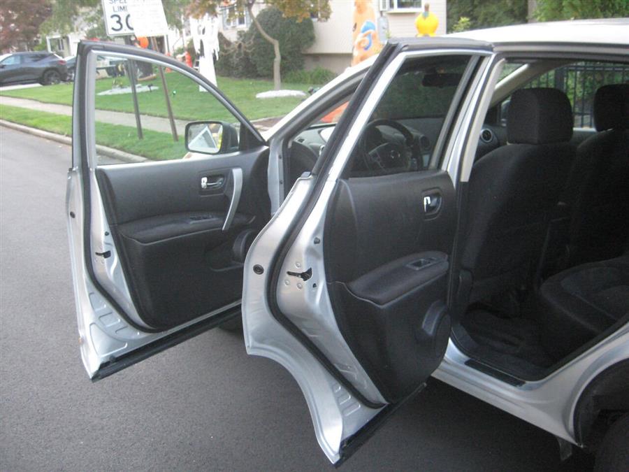 2013 Nissan Rogue S AWD 4dr Crossover, available for sale in Massapequa, New York | Rite Choice Auto Inc.. Massapequa, New York 2013 Nissan Rogue S AWD 4dr Crossover, available for sale in Massapequa, New York | Rite Choice Auto Inc.. Massapequa, New York