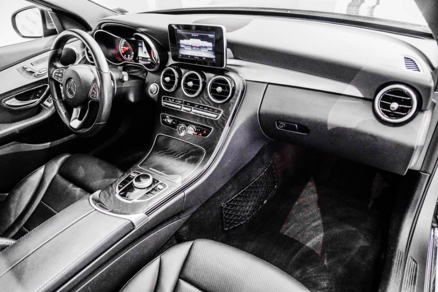 Used Mercedes-Benz C-Class C 300 4MATIC Sedan 2018 | 26 Motors Corp. Bronx, New York Used Mercedes-Benz C-Class C 300 4MATIC Sedan 2018 | 26 Motors Corp. Bronx, New York