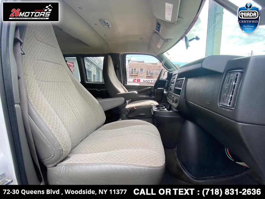 Used Chevrolet Express Passenger RWD 3500 135" LT 2018 | 26 Motors Queens. Woodside, New York Used Chevrolet Express Passenger RWD 3500 135" LT 2018 | 26 Motors Queens. Woodside, New York