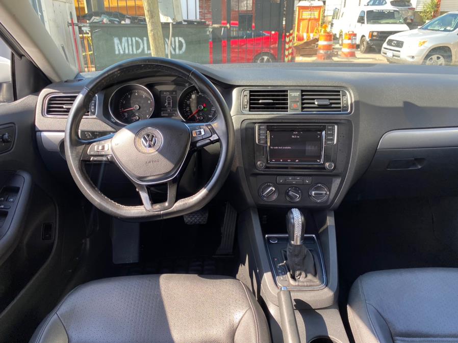 Used Volkswagen Jetta 1.4T SE Auto 2017 | Sunrise Autoland. Jamaica, New York Used Volkswagen Jetta 1.4T SE Auto 2017 | Sunrise Autoland. Jamaica, New York