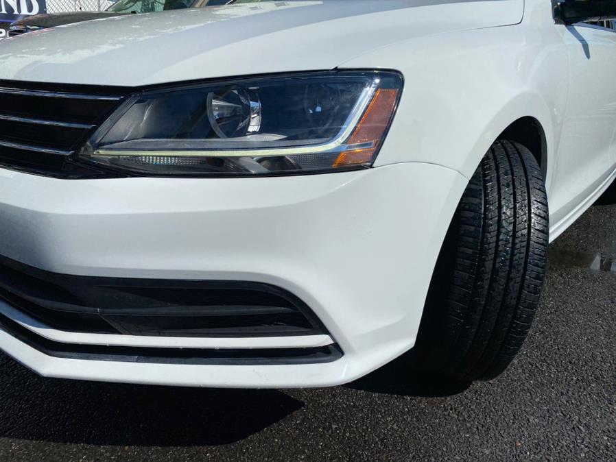 Used Volkswagen Jetta 1.4T SE Auto 2017 | Sunrise Autoland. Jamaica, New York Used Volkswagen Jetta 1.4T SE Auto 2017 | Sunrise Autoland. Jamaica, New York