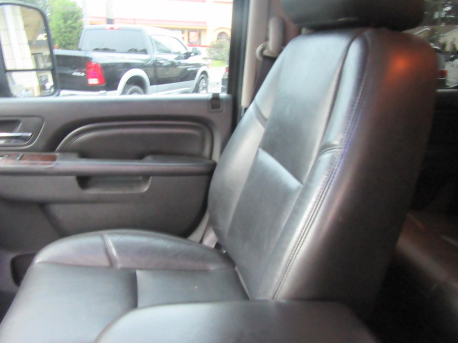 Used GMC Sierra 3500HD 4WD Crew Cab 167.7" Denali 2013 | Royalty Auto Sales. Little Ferry, New Jersey Used GMC Sierra 3500HD 4WD Crew Cab 167.7" Denali 2013 | Royalty Auto Sales. Little Ferry, New Jersey