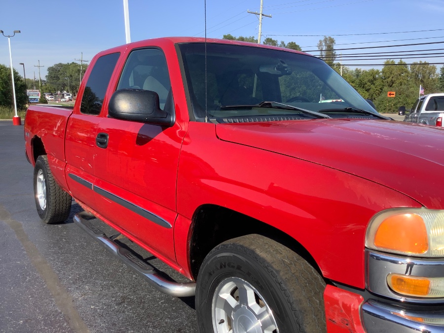 Used GMC Sierra 1500 Ext Cab 143.5" WB 4WD SLE 2005 | Marsh Auto Sales LLC. Ortonville, Michigan Used GMC Sierra 1500 Ext Cab 143.5" WB 4WD SLE 2005 | Marsh Auto Sales LLC. Ortonville, Michigan