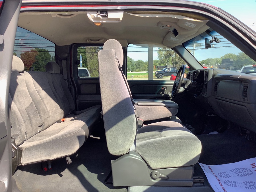 Used GMC Sierra 1500 Ext Cab 143.5" WB 4WD SLE 2005 | Marsh Auto Sales LLC. Ortonville, Michigan Used GMC Sierra 1500 Ext Cab 143.5" WB 4WD SLE 2005 | Marsh Auto Sales LLC. Ortonville, Michigan