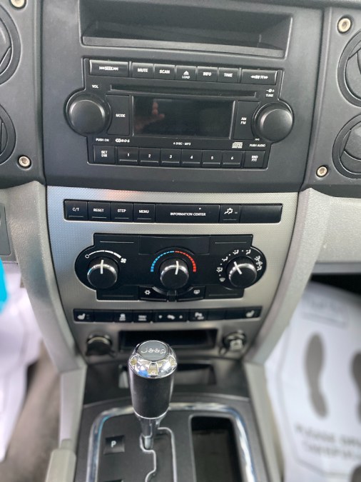 Used Jeep Commander 4WD 4dr Sport 2007 | Middle Village Motors . Middle Village, New York Used Jeep Commander 4WD 4dr Sport 2007 | Middle Village Motors . Middle Village, New York