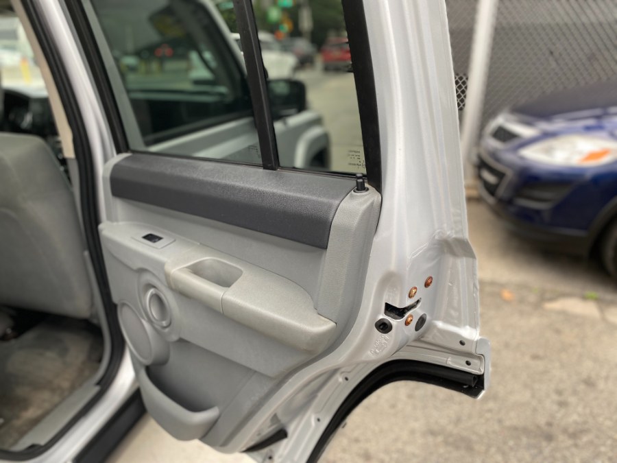 Used Jeep Commander 4WD 4dr Sport 2007 | Middle Village Motors . Middle Village, New York Used Jeep Commander 4WD 4dr Sport 2007 | Middle Village Motors . Middle Village, New York