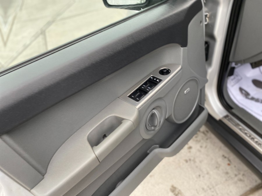 Used Jeep Commander 4WD 4dr Sport 2007 | Middle Village Motors . Middle Village, New York Used Jeep Commander 4WD 4dr Sport 2007 | Middle Village Motors . Middle Village, New York