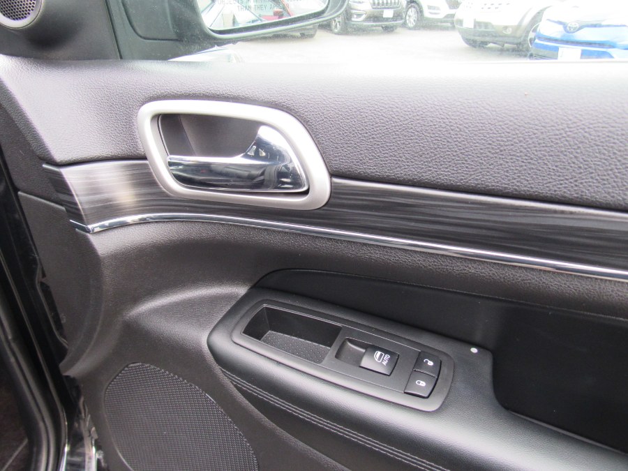 Used Jeep Grand Cherokee Limited 4x4 2019 | NJ Used Cars Center. Irvington, New Jersey Used Jeep Grand Cherokee Limited 4x4 2019 | NJ Used Cars Center. Irvington, New Jersey