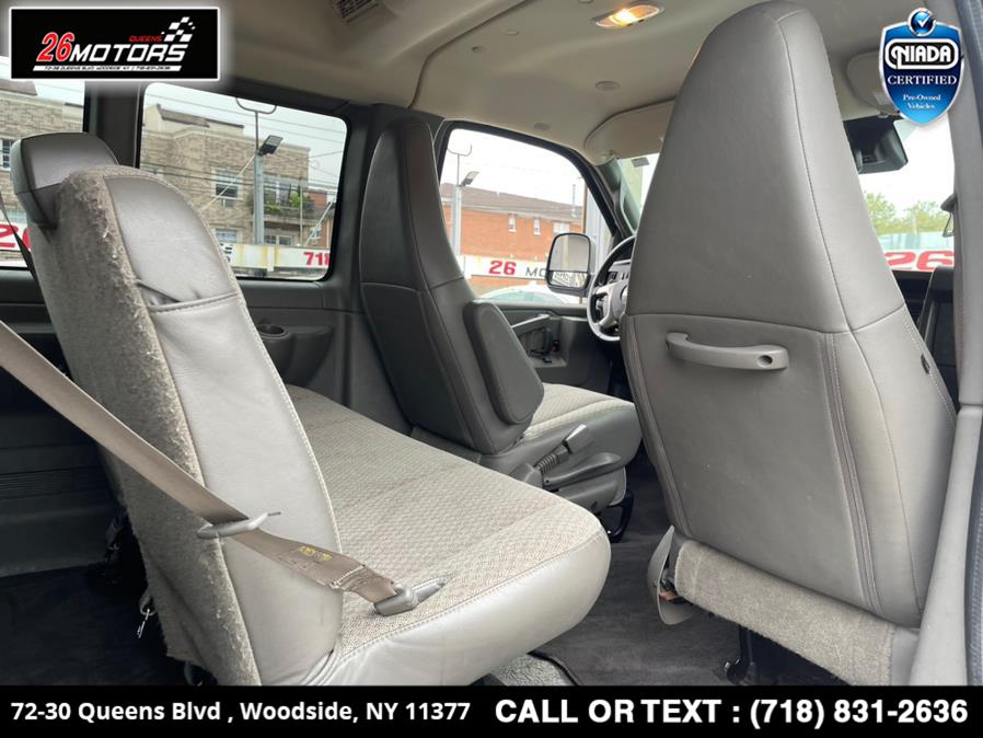 Used Chevrolet Express Passenger RWD 3500 135" LT 2019 | 26 Motors Queens. Woodside, New York Used Chevrolet Express Passenger RWD 3500 135" LT 2019 | 26 Motors Queens. Woodside, New York