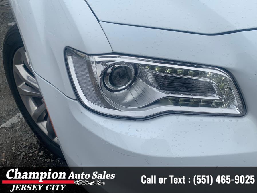 Used Chrysler 300 Limited AWD 2018 | Champion Auto Sales of JC. Jersey City, New Jersey Used Chrysler 300 Limited AWD 2018 | Champion Auto Sales of JC. Jersey City, New Jersey