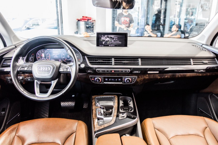 Used Audi Q7 3.0 TFSI Prestige 2018 | 26 Motors Corp. Bronx, New York Used Audi Q7 3.0 TFSI Prestige 2018 | 26 Motors Corp. Bronx, New York
