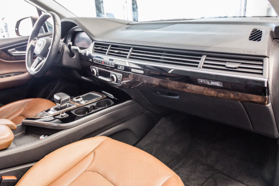 Used Audi Q7 3.0 TFSI Prestige 2018 | 26 Motors Corp. Bronx, New York Used Audi Q7 3.0 TFSI Prestige 2018 | 26 Motors Corp. Bronx, New York