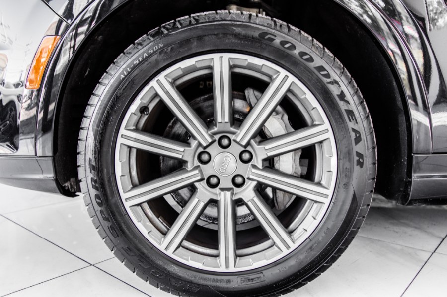 Used Audi Q7 3.0 TFSI Prestige 2018 | 26 Motors Corp. Bronx, New York Used Audi Q7 3.0 TFSI Prestige 2018 | 26 Motors Corp. Bronx, New York