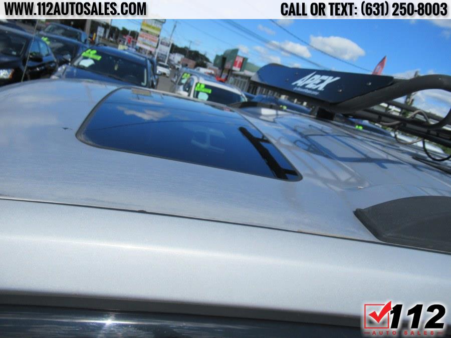 2006 Jeep Commander 4dr Limited 4WD, available for sale in Patchogue, New York | 112 Auto Sales. Patchogue, New York 2006 Jeep Commander 4dr Limited 4WD, available for sale in Patchogue, New York | 112 Auto Sales. Patchogue, New York