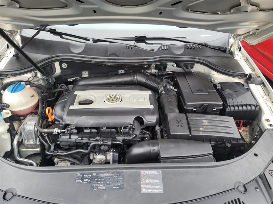 2009 Volkswagen Passat Wagon 4dr Auto Komfort FWD, available for sale in West Haven, Connecticut | Auto Fair Inc.. West Haven, Connecticut 2009 Volkswagen Passat Wagon 4dr Auto Komfort FWD, available for sale in West Haven, Connecticut | Auto Fair Inc.. West Haven, Connecticut