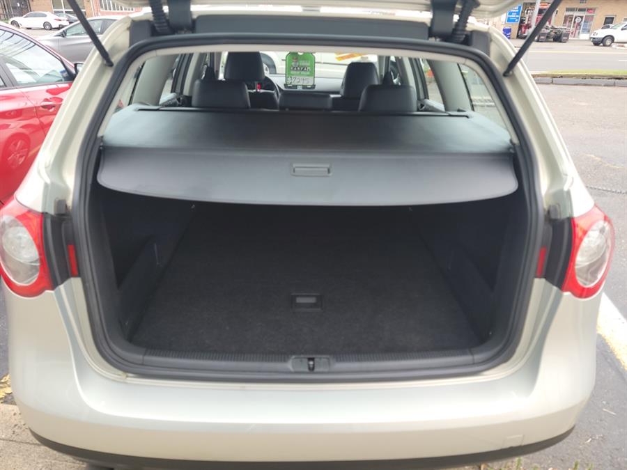 2009 Volkswagen Passat Wagon 4dr Auto Komfort FWD, available for sale in West Haven, Connecticut | Auto Fair Inc.. West Haven, Connecticut 2009 Volkswagen Passat Wagon 4dr Auto Komfort FWD, available for sale in West Haven, Connecticut | Auto Fair Inc.. West Haven, Connecticut