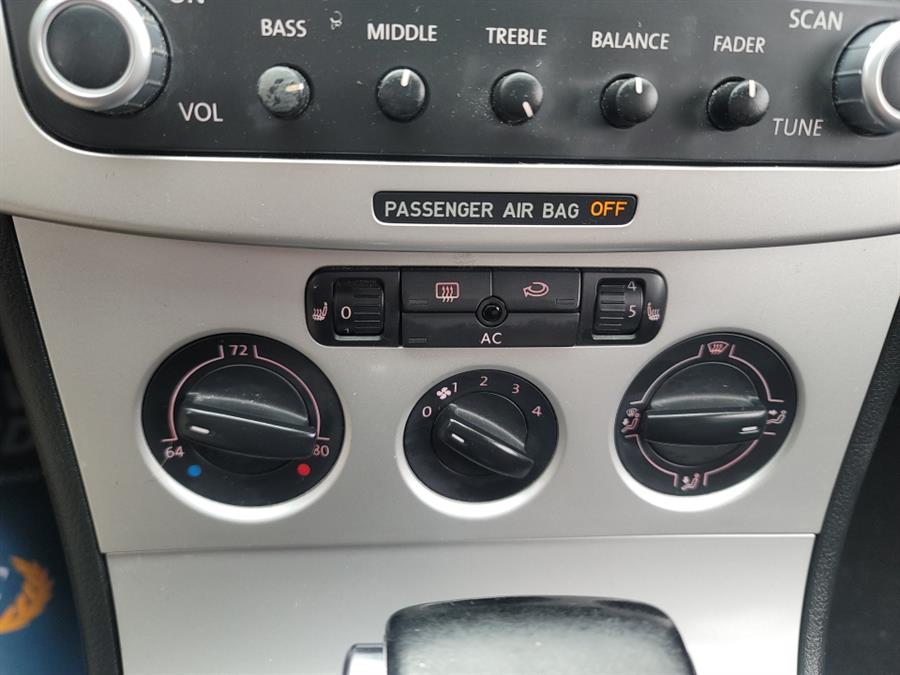 2009 Volkswagen Passat Wagon 4dr Auto Komfort FWD, available for sale in West Haven, Connecticut | Auto Fair Inc.. West Haven, Connecticut 2009 Volkswagen Passat Wagon 4dr Auto Komfort FWD, available for sale in West Haven, Connecticut | Auto Fair Inc.. West Haven, Connecticut