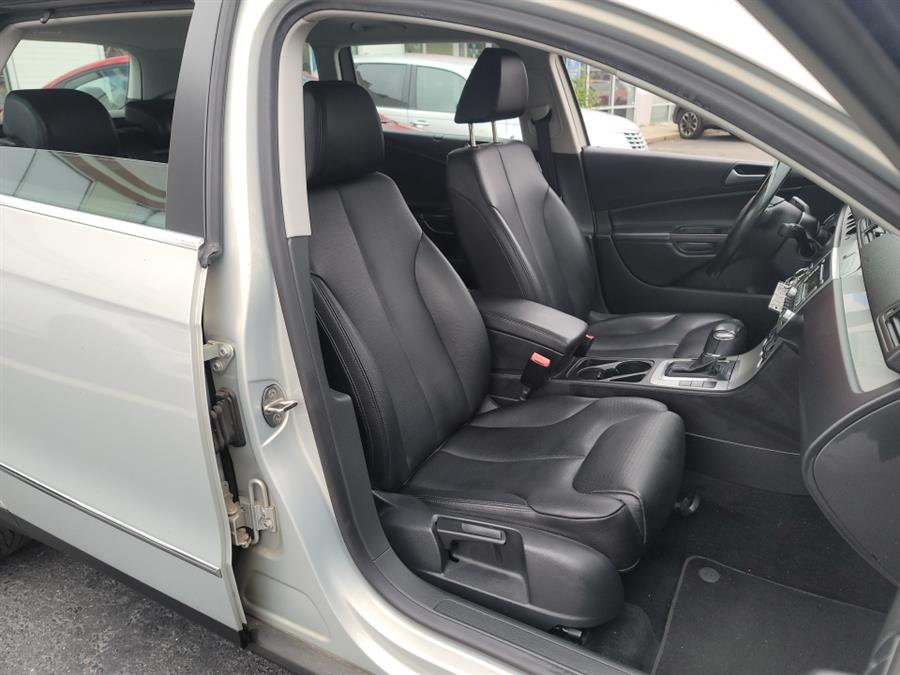 2009 Volkswagen Passat Wagon 4dr Auto Komfort FWD, available for sale in West Haven, Connecticut | Auto Fair Inc.. West Haven, Connecticut 2009 Volkswagen Passat Wagon 4dr Auto Komfort FWD, available for sale in West Haven, Connecticut | Auto Fair Inc.. West Haven, Connecticut