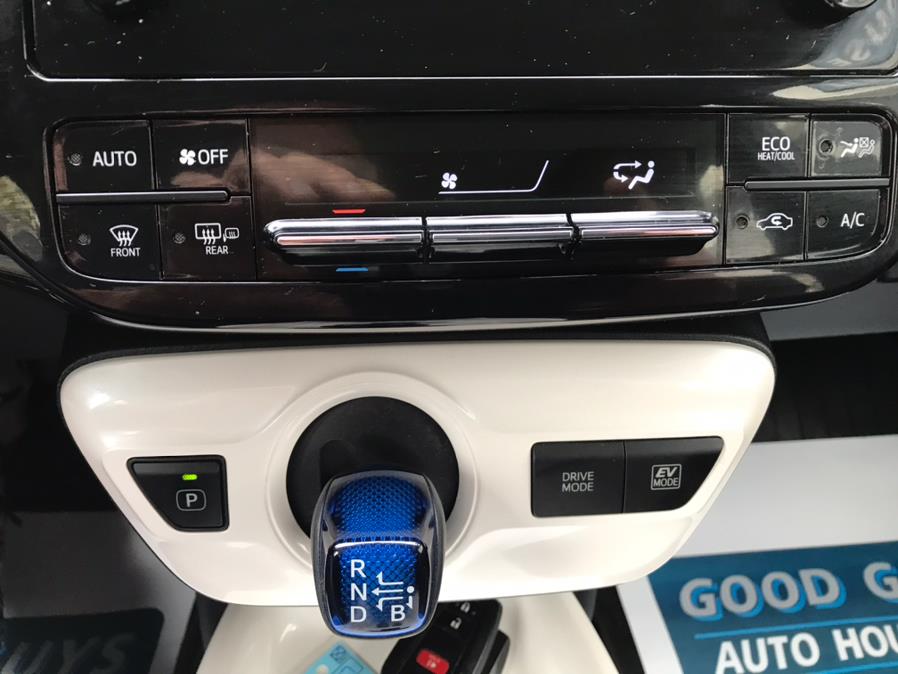 Used Toyota Prius 5dr HB Two (Natl) 2016 | Good Guys Auto House. Southington, Connecticut Used Toyota Prius 5dr HB Two (Natl) 2016 | Good Guys Auto House. Southington, Connecticut