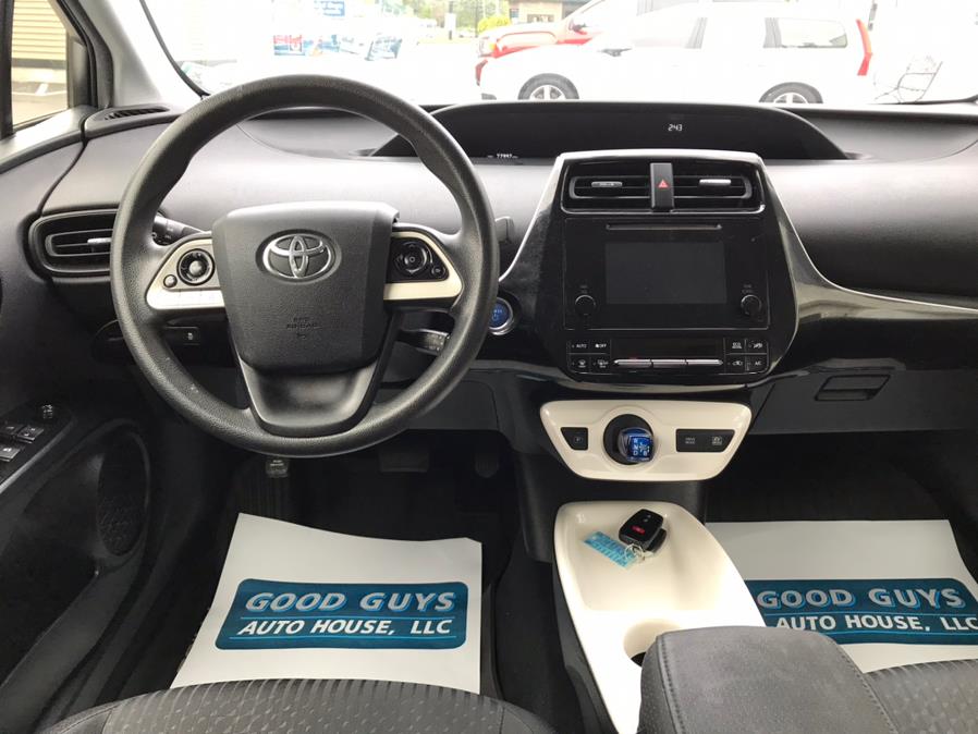 Used Toyota Prius 5dr HB Two (Natl) 2016 | Good Guys Auto House. Southington, Connecticut Used Toyota Prius 5dr HB Two (Natl) 2016 | Good Guys Auto House. Southington, Connecticut