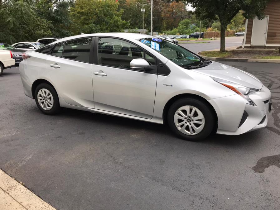 Used Toyota Prius 5dr HB Two (Natl) 2016 | Good Guys Auto House. Southington, Connecticut Used Toyota Prius 5dr HB Two (Natl) 2016 | Good Guys Auto House. Southington, Connecticut