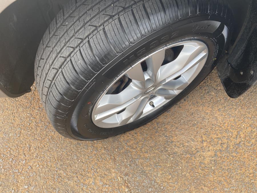 2013 Nissan Rogue AWD 4dr S, available for sale in Stamford, Connecticut | Harbor View Auto Sales LLC. Stamford, Connecticut 2013 Nissan Rogue AWD 4dr S, available for sale in Stamford, Connecticut | Harbor View Auto Sales LLC. Stamford, Connecticut