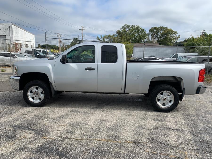 Used Chevrolet Silverado 1500 4WD Ext Cab 143.5" LT 2012 | Dealertown Auto Wholesalers. Milford, Connecticut Used Chevrolet Silverado 1500 4WD Ext Cab 143.5" LT 2012 | Dealertown Auto Wholesalers. Milford, Connecticut
