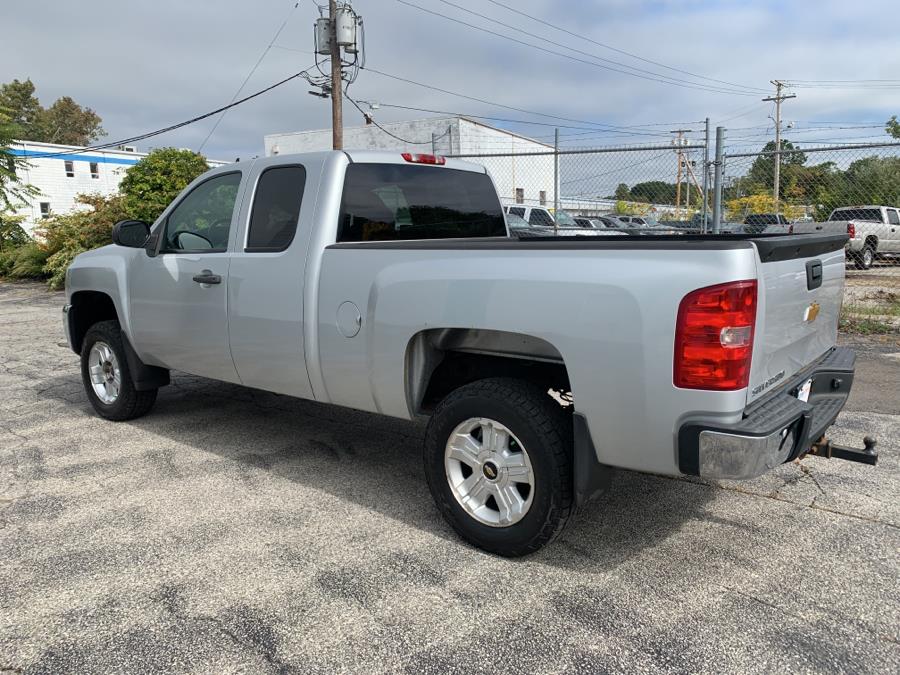 Used Chevrolet Silverado 1500 4WD Ext Cab 143.5" LT 2012 | Dealertown Auto Wholesalers. Milford, Connecticut Used Chevrolet Silverado 1500 4WD Ext Cab 143.5" LT 2012 | Dealertown Auto Wholesalers. Milford, Connecticut