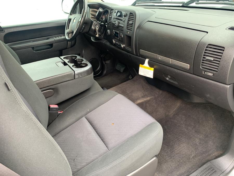 Used Chevrolet Silverado 1500 4WD Ext Cab 143.5" LT 2012 | Dealertown Auto Wholesalers. Milford, Connecticut Used Chevrolet Silverado 1500 4WD Ext Cab 143.5" LT 2012 | Dealertown Auto Wholesalers. Milford, Connecticut
