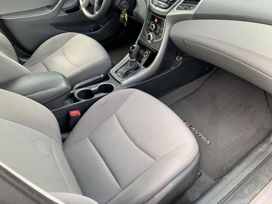 Used Hyundai Elantra 4dr Sdn Auto SE (Alabama Plant) 2016 | Dealertown Auto Wholesalers. Milford, Connecticut Used Hyundai Elantra 4dr Sdn Auto SE (Alabama Plant) 2016 | Dealertown Auto Wholesalers. Milford, Connecticut