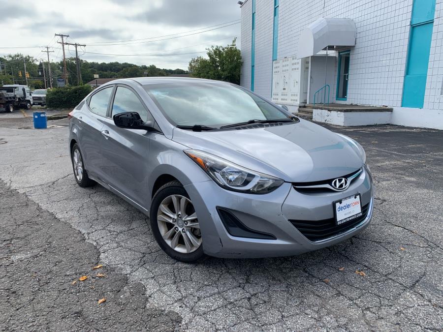 2016 Hyundai Elantra 4dr Sdn Auto SE (Alabama Plant), available for sale in Milford, Connecticut | Dealertown Auto Wholesalers. Milford, Connecticut