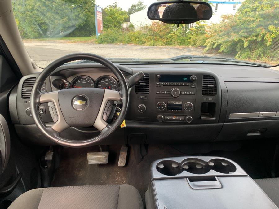 2013 Chevrolet Silverado 1500 4WD Ext Cab 143.5" LT, available for sale in Milford, Connecticut | Dealertown Auto Wholesalers. Milford, Connecticut 2013 Chevrolet Silverado 1500 4WD Ext Cab 143.5" LT, available for sale in Milford, Connecticut | Dealertown Auto Wholesalers. Milford, Connecticut