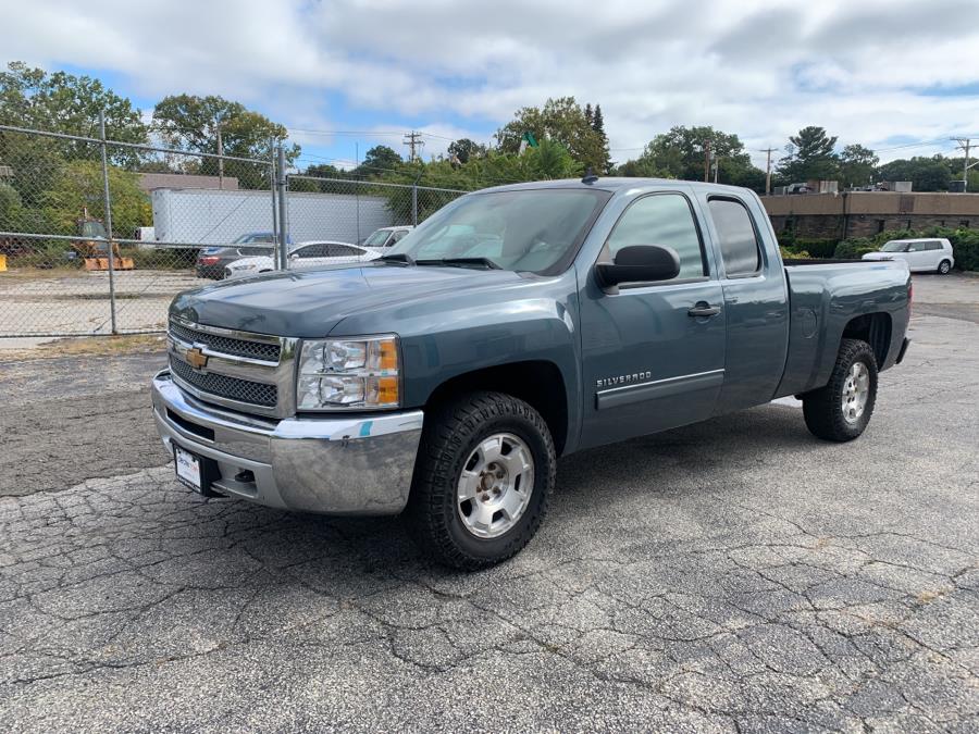 2013 Chevrolet Silverado 1500 4WD Ext Cab 143.5" LT, available for sale in Milford, Connecticut | Dealertown Auto Wholesalers. Milford, Connecticut 2013 Chevrolet Silverado 1500 4WD Ext Cab 143.5" LT, available for sale in Milford, Connecticut | Dealertown Auto Wholesalers. Milford, Connecticut