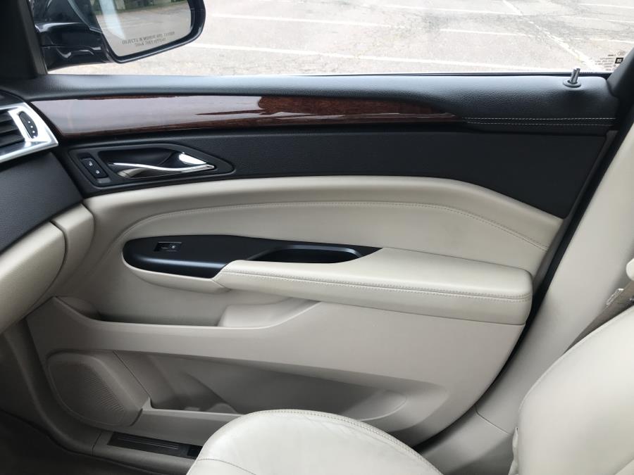 Used Cadillac SRX AWD 4dr Luxury Collection 2013 | Lex Autos LLC. Hartford, Connecticut Used Cadillac SRX AWD 4dr Luxury Collection 2013 | Lex Autos LLC. Hartford, Connecticut