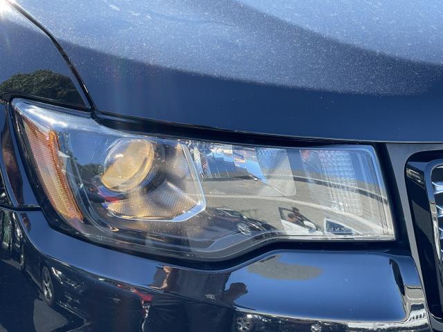 Used Jeep Grand Cherokee Altitude 4x4 *Ltd Avail* 2018 | Sunrise Auto Outlet. Amityville, New York Used Jeep Grand Cherokee Altitude 4x4 *Ltd Avail* 2018 | Sunrise Auto Outlet. Amityville, New York