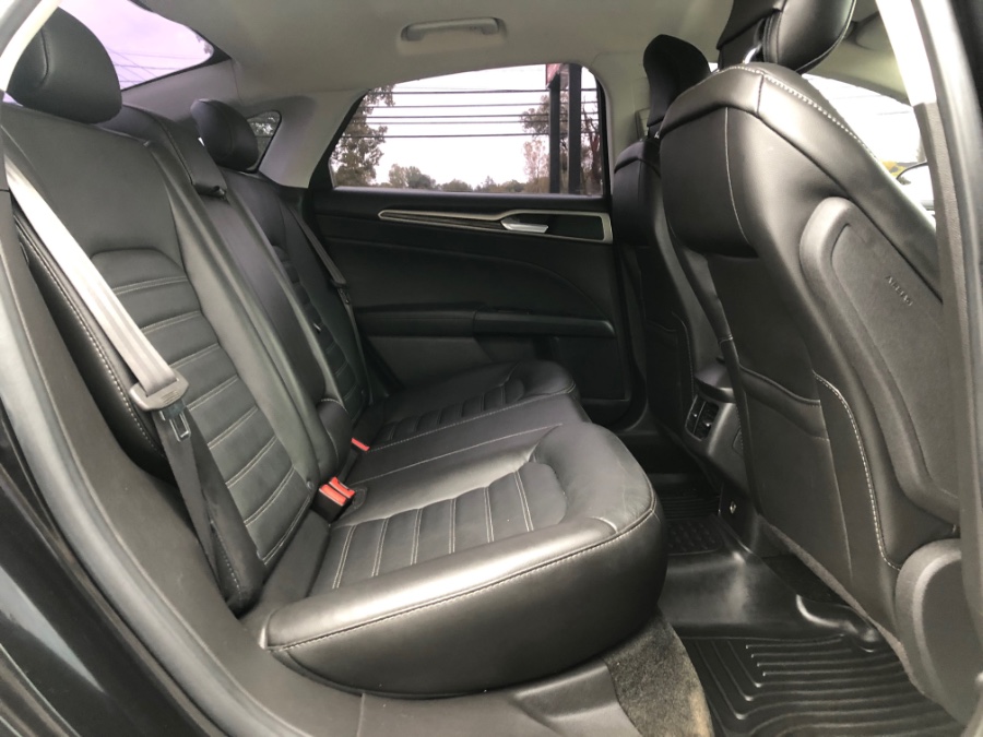 Used Ford Fusion 4dr Sdn SE FWD 2015 | Marsh Auto Sales LLC. Ortonville, Michigan Used Ford Fusion 4dr Sdn SE FWD 2015 | Marsh Auto Sales LLC. Ortonville, Michigan