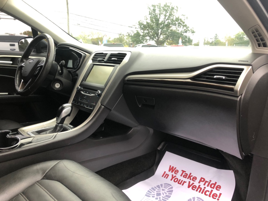 Used Ford Fusion 4dr Sdn SE FWD 2015 | Marsh Auto Sales LLC. Ortonville, Michigan Used Ford Fusion 4dr Sdn SE FWD 2015 | Marsh Auto Sales LLC. Ortonville, Michigan