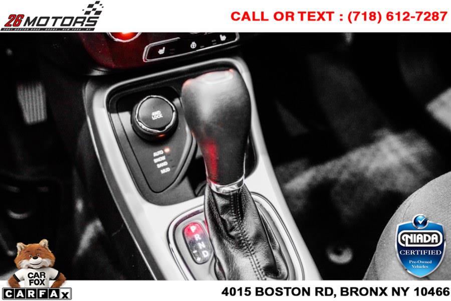 Used Jeep Compass Sport 4x4 2018 | 26 Motors Corp. Bronx, New York Used Jeep Compass Sport 4x4 2018 | 26 Motors Corp. Bronx, New York