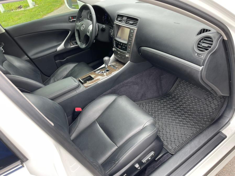 2013 Lexus IS 250 4dr Sport Sdn Auto AWD, available for sale in South Windsor, Connecticut | Mike And Tony Auto Sales, Inc. South Windsor, Connecticut 2013 Lexus IS 250 4dr Sport Sdn Auto AWD, available for sale in South Windsor, Connecticut | Mike And Tony Auto Sales, Inc. South Windsor, Connecticut